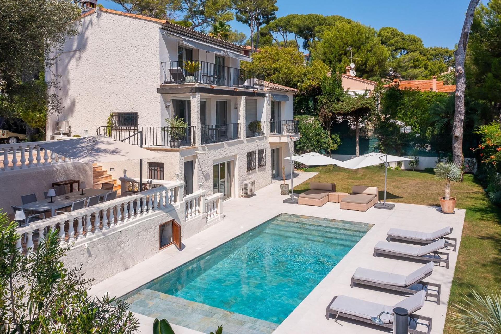 Les Pins Du Cap - Vue - Cap D'antibes Villa